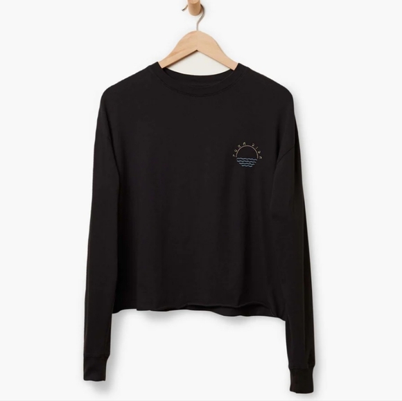 🎉HPx5🎉 Pura Vida International Surf Tour Long Sleeve Boxy Tee - Picture 2 of 7